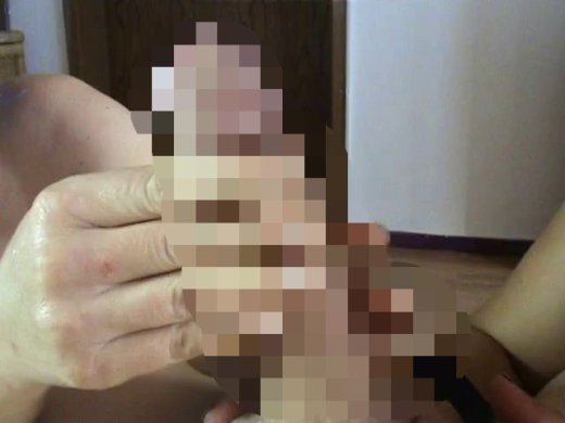 Amateurvideo beim Dreier mit 2 Frauen fett abgespritzt von SexKatze