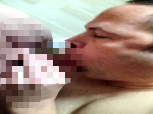 Amateurvideo Geiler Blow- und Handjob von Amateurboy