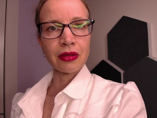 Amateurvideo FinDom! DU ZAHLST! from AnnikaRose